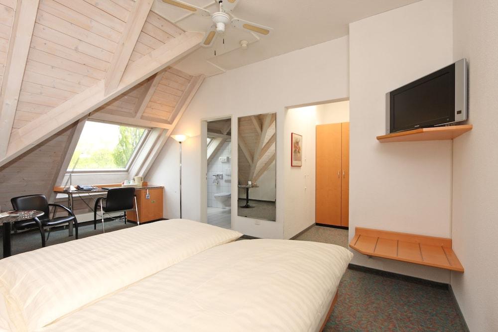 Hotel Conti Dietikon